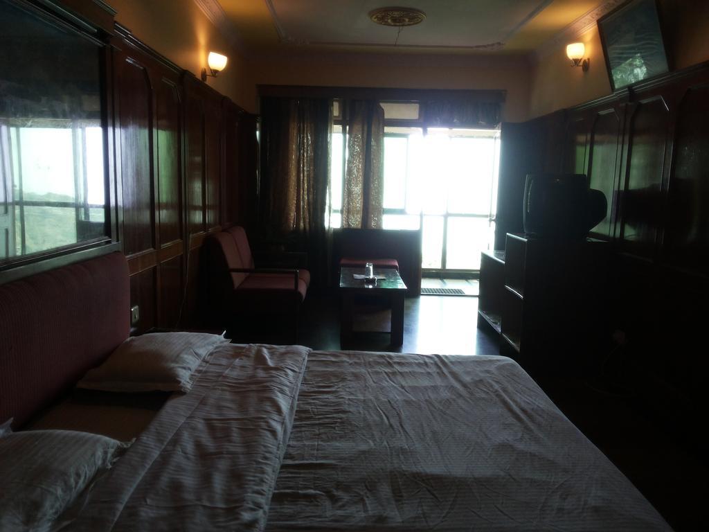 Valley View Hotel Масурі Номер фото